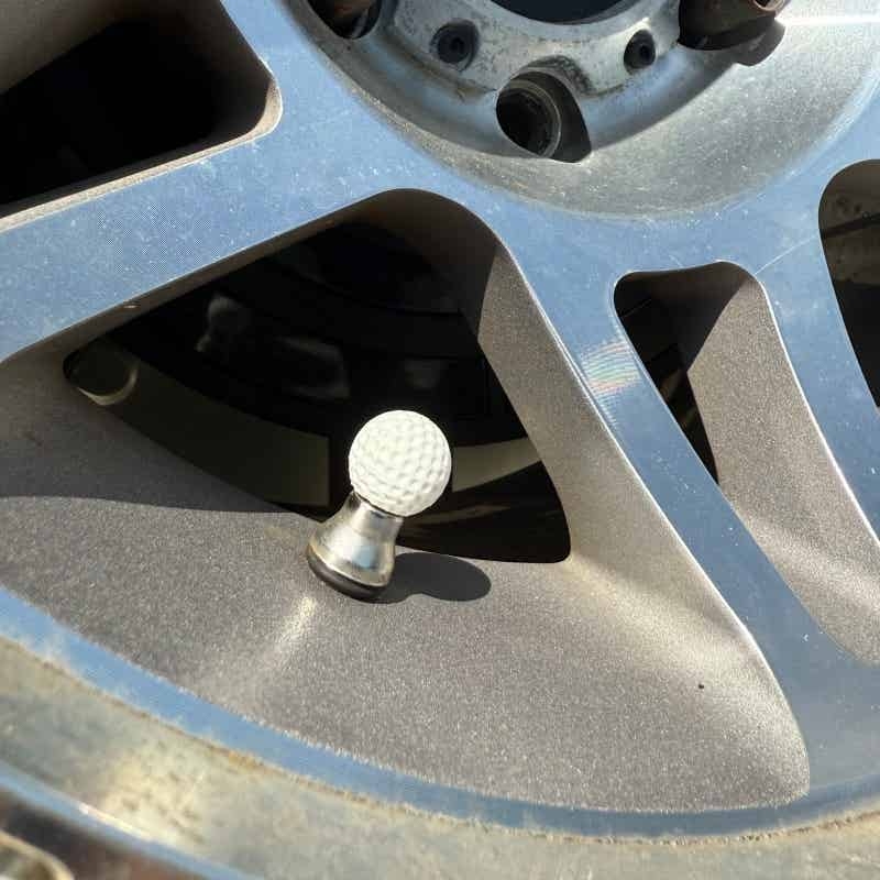 Tappi per Valvole Pneumatici A - Golf Equipment Used recensione e prezzo